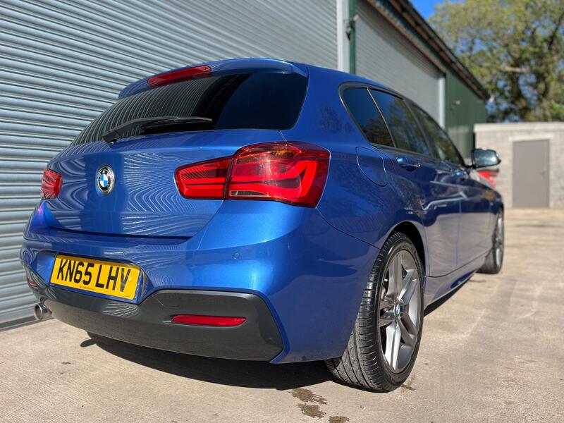 BMW 1 SERIES