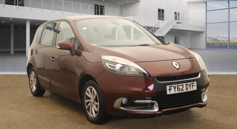 RENAULT SCENIC 1.5 dCi Dynamique TomTom